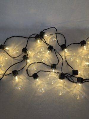 vonfraulehmann-Lichterketten-mieten-Hochzeitsdeko.jpg