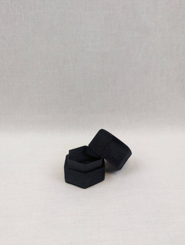 Ringbox, Samt Hexagon