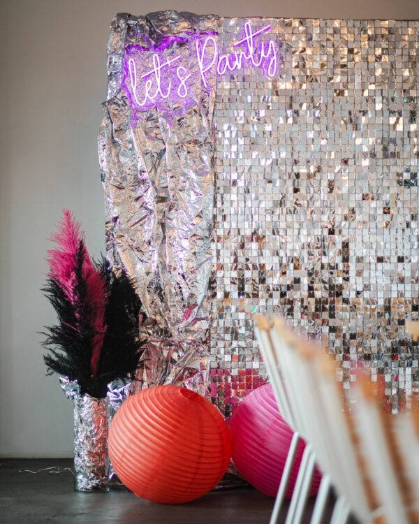 Leuchtschrift, Lets Party – Bild 2